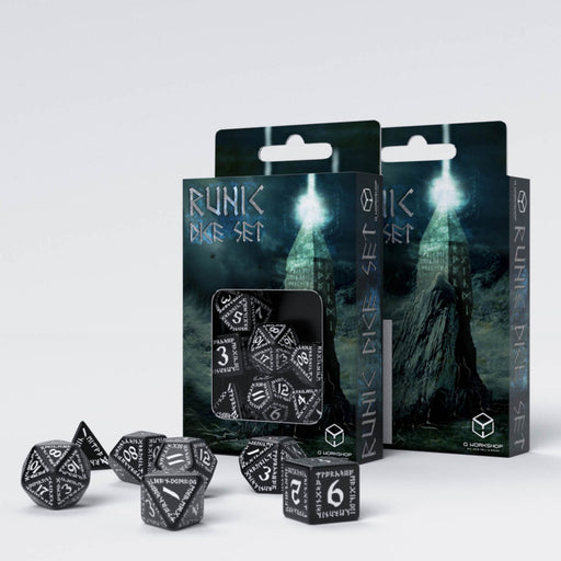 Q Workshop SRUN01 Runic Black & white Dice Set (9003919016173)