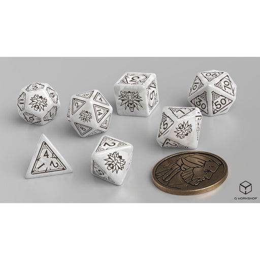 Q Workshop SWGE01 The Witcher Dice Set. Geralt The White Wolf (9003914690797)